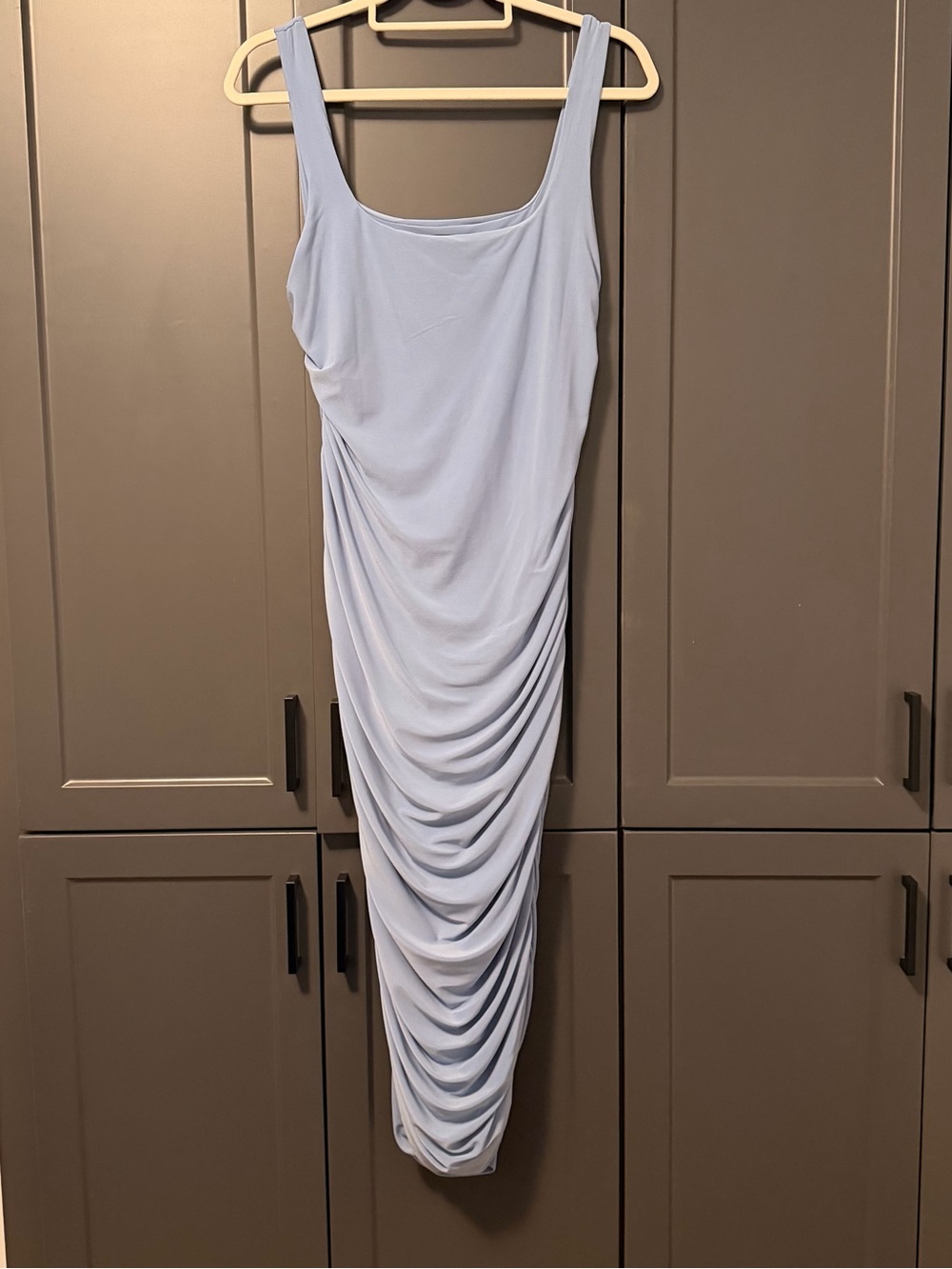 $180 Club L London Sleek Light Blue Ruched Midi Bodycon Dress 8 M